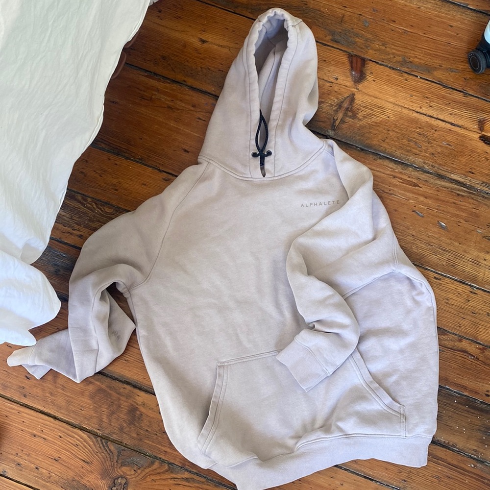 Alphalete hoodie